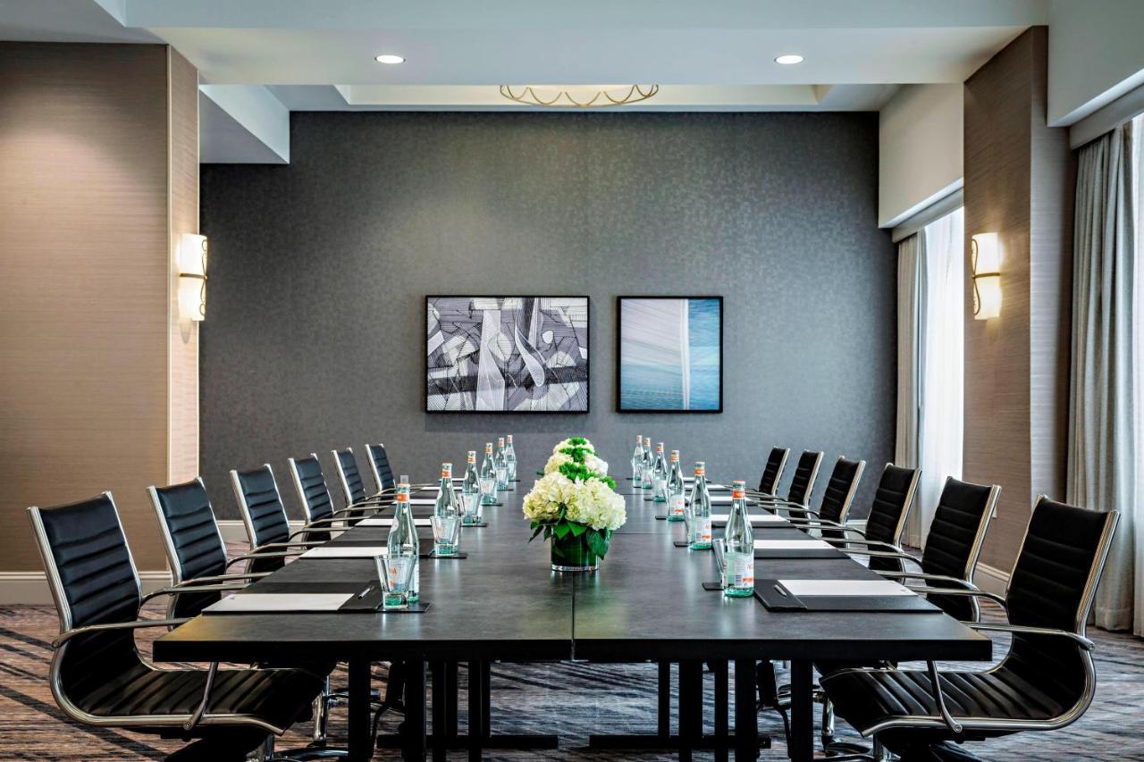 Jw Marriott Houston By The Galleria Екстериор снимка