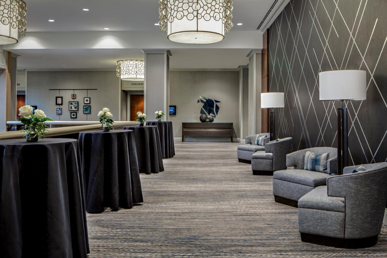 Jw Marriott Houston By The Galleria Екстериор снимка